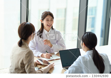 Women in a meeting: medical and sales professionals 130442690