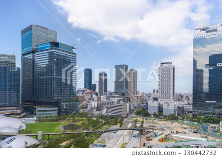 梅北：大阪站週邊摩天大樓的景色 [2024年7月] 130442732