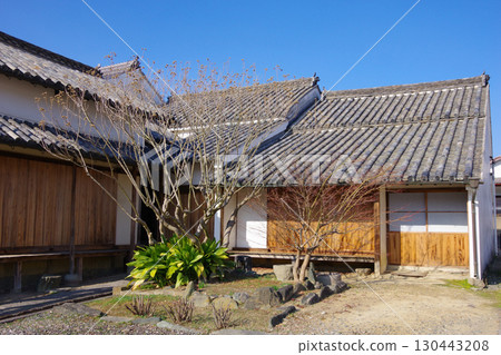 德島縣美馬市卯建極樂屋 130443208