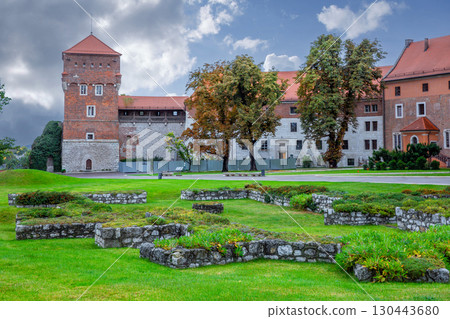 瓦維爾城堡 130443680