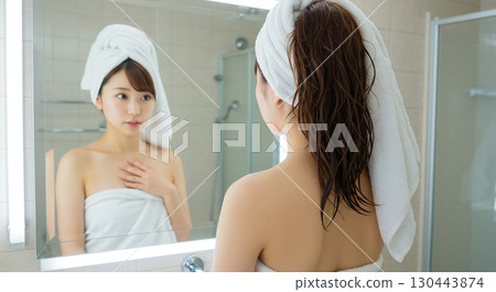 Surrounded by the silence after a bath 130443874