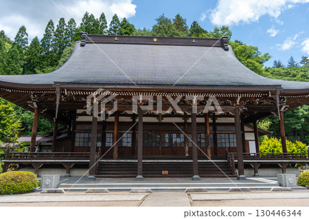 Sakurayama Hachimangu Shrine buildings surrounded by tall trees in Takayama, Japan Sakurayama Hachimangu Shrine buildings surrounded by tall trees in Takayama, Japan 130446344