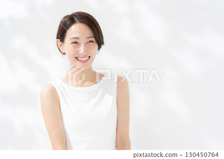 Women Smile Women Smile 130450764