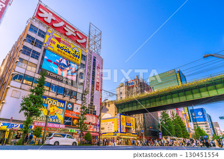 日本東京街景:閉館啦…謝謝你,秋葉原。 GIGO秋葉原1號館8月31日休館…熱鬧的秋葉原=9月1日 日本東京街景:閉館啦…謝謝你,秋葉原。 GIGO秋葉原1號館8月31日休館…熱鬧的秋葉原=9月1日 130451554