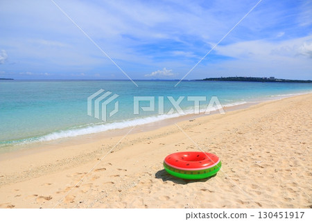 美麗的海灘 美麗的海灘 130451917