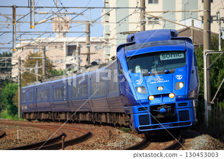 JR Kyushu 883 Series Limited Express "Sonic" (30th Anniversary Car) 130453003