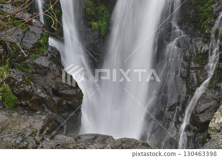 Shimane Iwatakiji Falls Waterfall 130463398