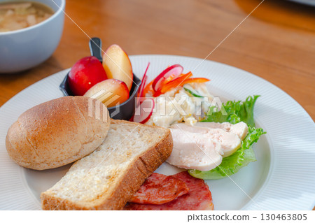 Western-style breakfast plate with bread and salad 130463805