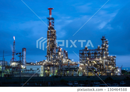 "Night view of Yokkaichi's factories" Shiohama area, Showa Yokkaichi Oil 130464588