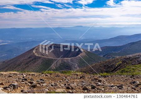 The view from the summit of Mount Issaikyo 130464761