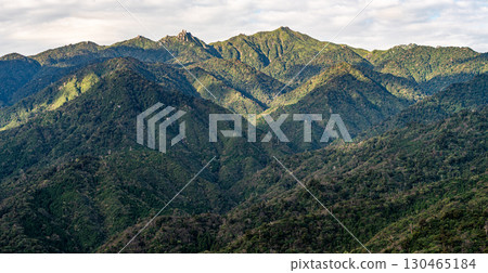 Miyanouradake, one of Japan's top 100 mountains, World Natural Heritage Site Yakushima (Autumn) Miyanouradake, one of Japan's top 100 mountains, World Natural Heritage Site Yakushima (Autumn) 130465184