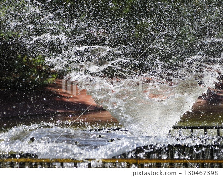 與噴泉的風景 與噴泉的風景 130467398