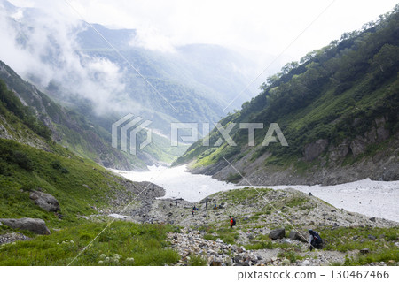 The Oyukikei route from Sarukura to Mt. Shirouma 130467466