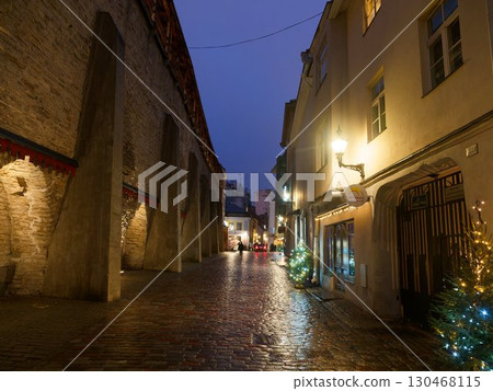 塔林老城區的路燈 130468115