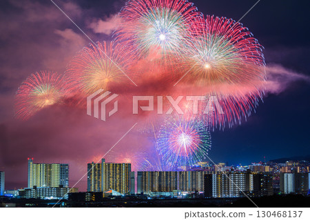 [Otsu City, Shiga Prefecture] Lake Biwa Fireworks Festival Smoke 130468137
