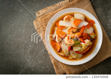 stir-fried Chinese cabbage with shrimps stir-fried Chinese cabbage with shrimps 130470006