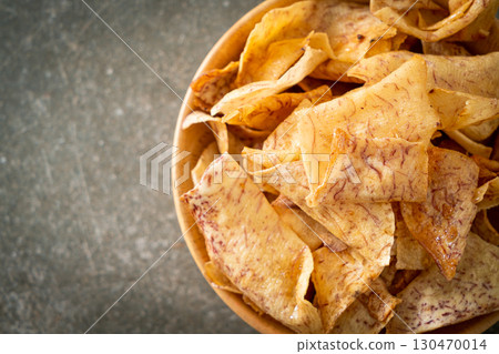 Crispy Sweet Taro Chips - snack Crispy Sweet Taro Chips - snack 130470014