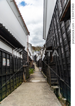 Manglin Alley Manglin Alley 130473960
