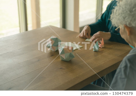 養老機構居民 130474379