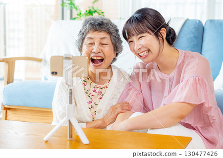 老人和孫輩廣播 130477426