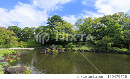 Summer at Momijiyama Garden at Suruga Castle 130479726