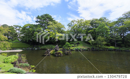 Summer at Momijiyama Garden at Suruga Castle 130479728
