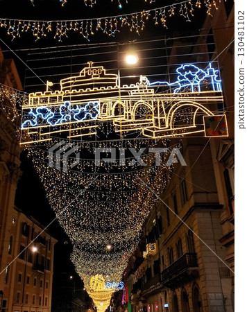 Christmas illuminations in Rome 130481102