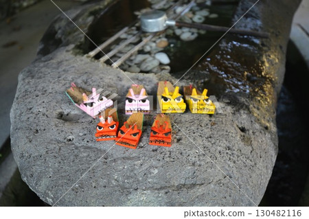 The Chozuya (water purification fountain) at Kamakura Shrine, one of the 15 shrines of the Kenmu Restoration The Chozuya (water purification fountain) at Kamakura Shrine, one of the 15 shrines of the Kenmu Restoration 130482116