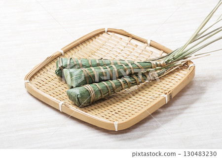 籃子裡的魚捲，男孩節，兒童節，圖像素材 130483230
