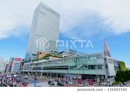 東京新宿站南口風景 130483560