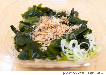Delicious chilled wakame soba Delicious chilled wakame soba 130485837