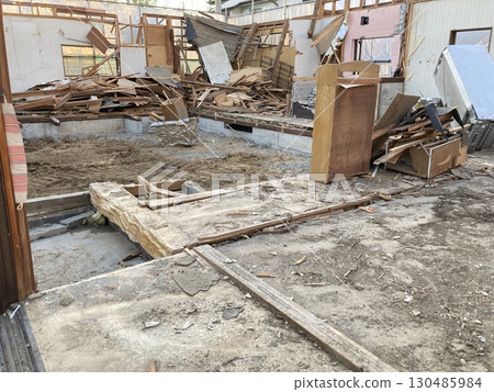 拆除工作現場 130485984