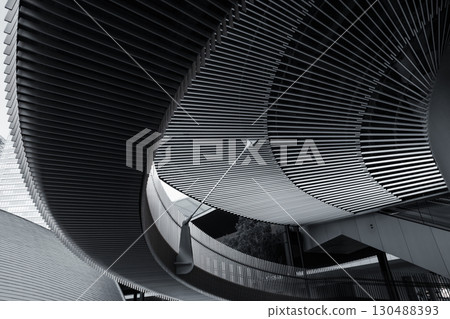 弧形百葉窗建築與現代設計結構 130488393