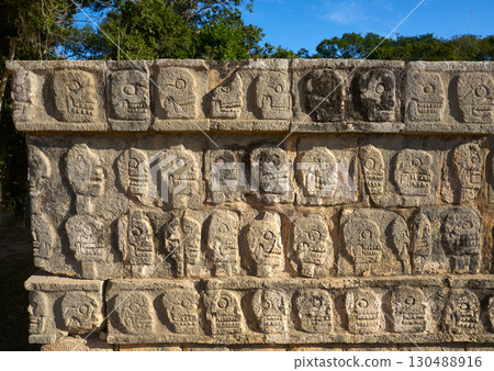 Chichen Itza Tzompantli the Wall of Skulls Chichen Itza Tzompantli the Wall of Skulls 130488916