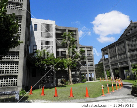Okinawa: Buildings around Shuri Castle Okinawa: Buildings around Shuri Castle 130489518