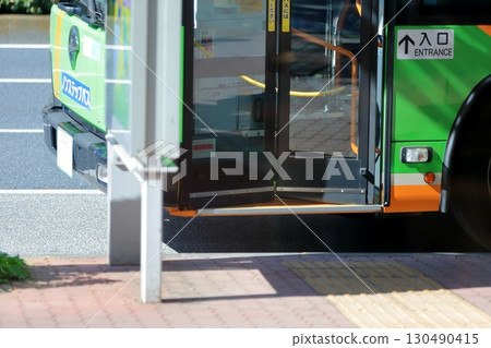 Image of a bus stop Image of a bus stop 130490415