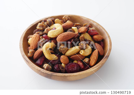 Dried fruits and nuts 130490719