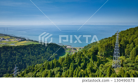 從富山縣朝日町城山眺望，可以隔著富山灣眺望朝日町、下新川海岸以及能登半島 130490878