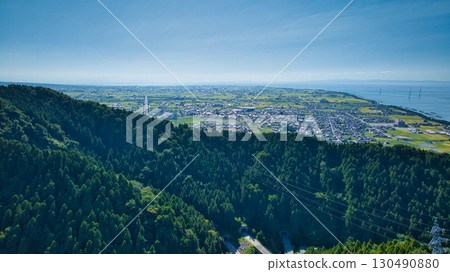 從富山縣朝日町城山眺望，可以隔著富山灣眺望朝日町、下新川海岸以及能登半島 130490880