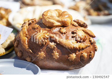 Bread and salt as a Russian tradition. 130492547