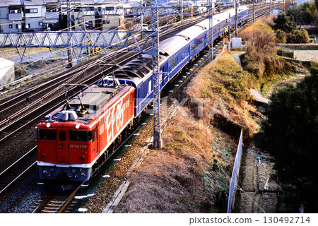 2007 EF651118 Sleeper Express Ginga running on the Tokaido Line 130492714