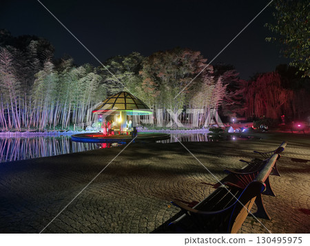 Autumn at Nanakita Park (Kamuli Pond) [Sendai City, Miyagi Prefecture] 130495975