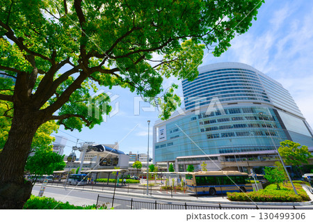 [Kanagawa Prefecture] Sightseeing around Sakuragicho Station on a holiday in May 130499306