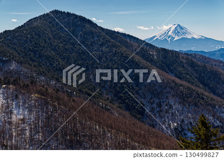 Mount Fuji and Mount Koganezawa seen from the climb to Daibosatsu and Ishimaru Pass 130499827