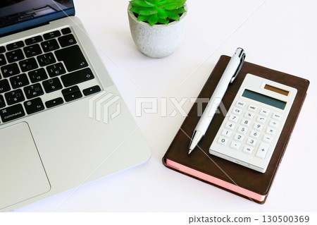 Business image white background 3:2 Business image white background 3:2 130500369