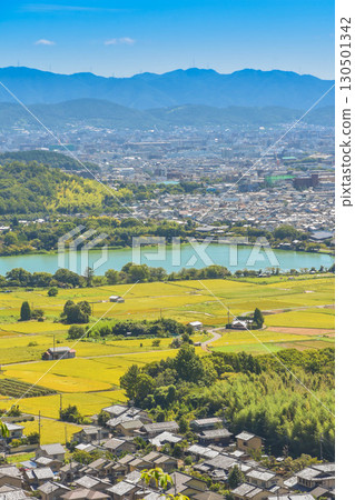 Autumn in Kyoto: Rural scenery along Sagano Road Autumn in Kyoto: Rural scenery along Sagano Road 130501342