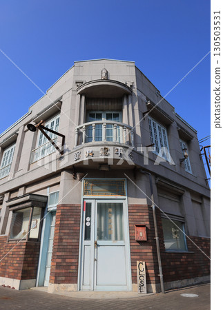 「雨平照相館」是電影《在世界中心呼喚愛》的拍攝地 130503531