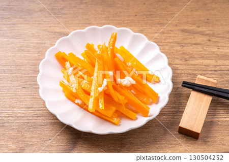 胡蘿蔔金平與鹽曲 胡蘿蔔金平與鹽曲 130504252