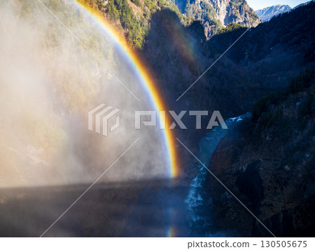 黑部水壩遊客放水後形成的彩虹 130505675