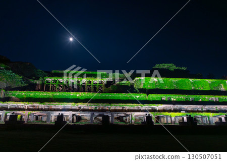 新潟縣佐渡市相川北澤町的北澤浮選廠（佐渡金山選礦廠遺址）的夜景 130507051